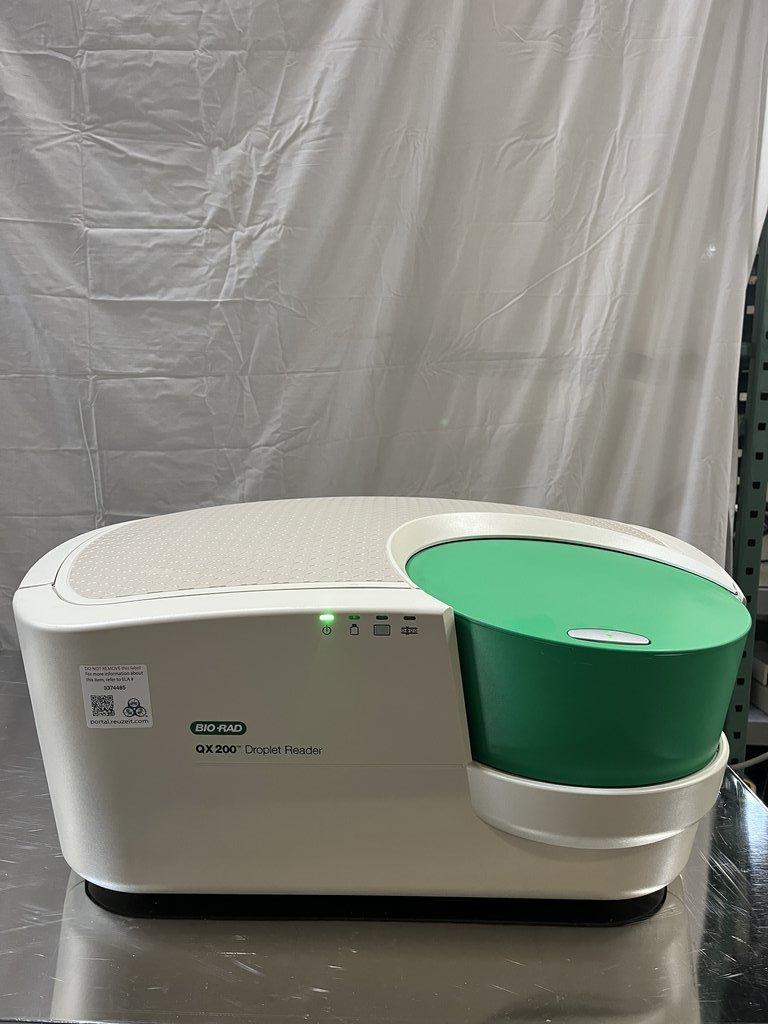 BioRad QX200 Droplet Reader Analytical Cell Analyzer 40.8lb Good Cond.